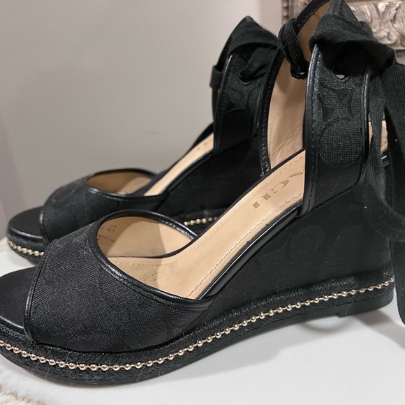 Coach Page Sig Recycled Black Shoes size 6 - Picture 1 of 8